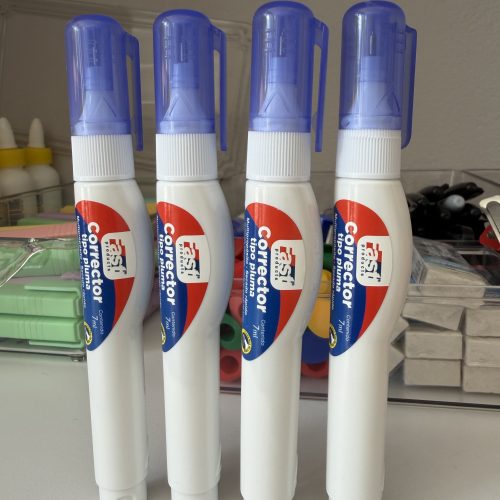 CORRECTOR EN PLUMA FAST